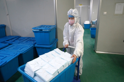 江西:開足馬力生產(chǎn)防護用品 全力保障市場供應